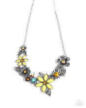 Load image into Gallery viewer, Paparazzi ♥ GARDEN My Sparkle - Yellow ♥ N2655