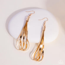 Load image into Gallery viewer, Paparazzi ♥ Keen Keepsake - Gold ♥ E1827