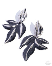 Load image into Gallery viewer, Paparazzi ♥ Leafy Lineup - Black ♥ Post E2170