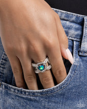 Load image into Gallery viewer, Paparazzi ♥ Lovely Levels - Green ♥ R511