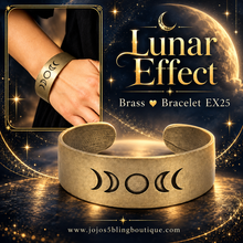 Load image into Gallery viewer, Paparazzi ♥ Lunar Effect - Brass ♥ Bracelet EX25