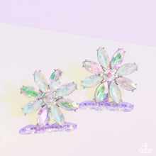 Load image into Gallery viewer, Paparazzi ♥ Maiden Makeover - Green ♥ Clip-On E1861