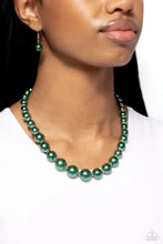 Load image into Gallery viewer, Paparazzi ♥ Manhattan Mogul - Green ♥ N1880