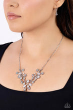 Load image into Gallery viewer, Paparazzi ♥ Gardening Group - White ♥ N1954