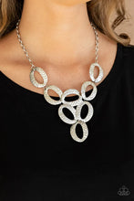 Load image into Gallery viewer, Paparazzi ♥ OVAL The Limit - Silver ♥ N2093