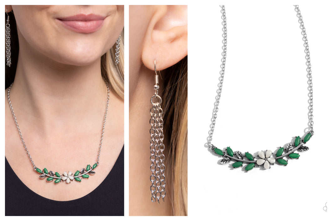 Paparazzi ♥ Leafy Layover - White ♥ N2243