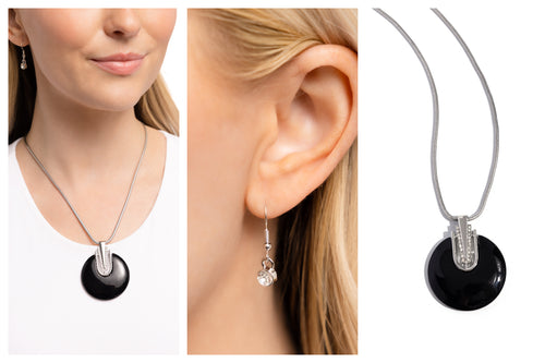 Paparazzi ♥ Cutting Charm - Black ♥ N2252