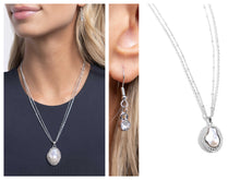 Load image into Gallery viewer, Paparazzi ♥ Beachy Baroness - White ♥ N2365