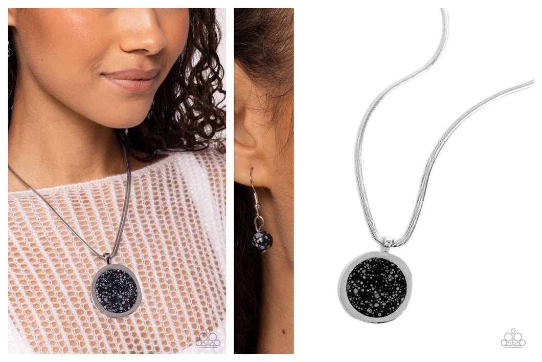 Paparazzi ♥ Pendant Puzzle - Black ♥ N2393