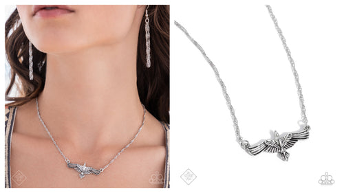 Paparazzi ♥ Eagle Exception - Silver ♥ N2500