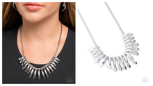 Load image into Gallery viewer, Paparazzi ♥ Chasing Chic - Silver ♥ N2604