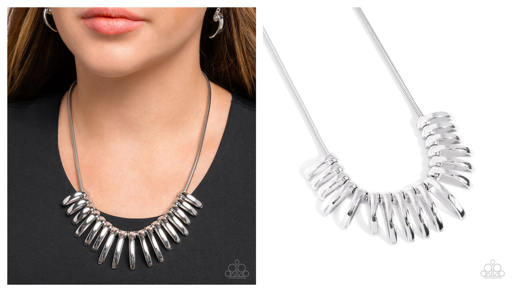 Paparazzi ♥ Chasing Chic - Silver ♥ N2604
