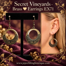 Load image into Gallery viewer, Paparazzi ♥ Secret Vineyards - Brass ♥ Earrings EX71