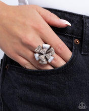 Load image into Gallery viewer, Paparazzi ♥ Persuasive Pizzazz - Copper ♥ R465