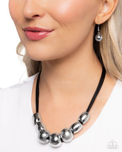 Load image into Gallery viewer, Paparazzi ♥ Powerhouse Push - Black ♥ N2687