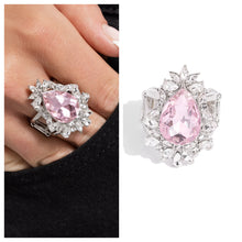 Load image into Gallery viewer, Paparazzi ♥ Catering Class - Pink ♥ R395