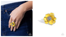 Load image into Gallery viewer, Paparazzi ♥ Poppy Power - Yellow  ♥ R517