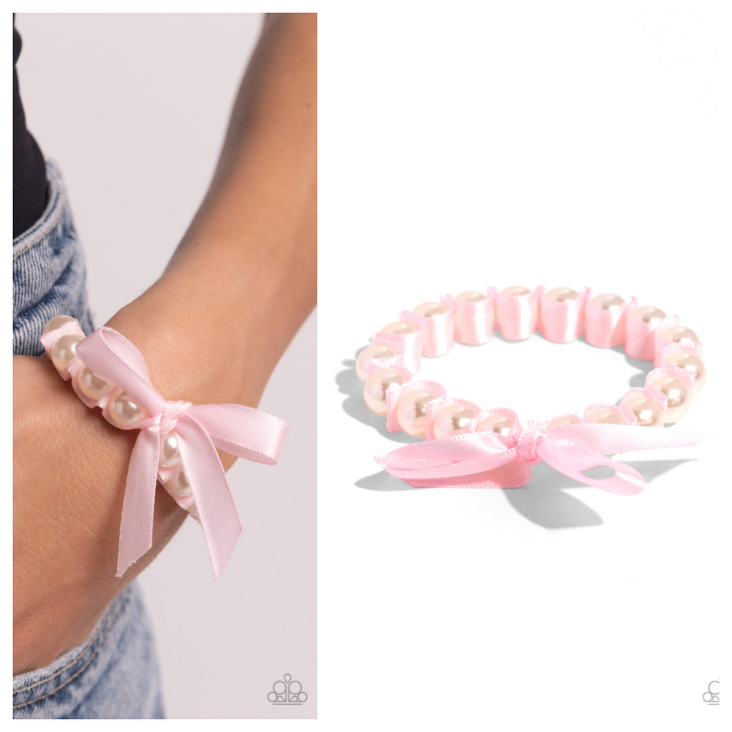 Paparazzi ♥ Ribbon Rarity - Pink ♥ B681