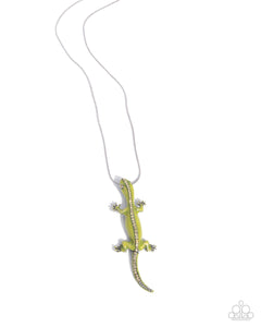 Paparazzi ♥ Salamander Statement - Green ♥ N2667
