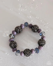 Load image into Gallery viewer, Paparazzi ♥ Sassy Sequence - Silver ♥ B1180