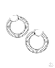Load image into Gallery viewer, Paparazzi ♥ Set the Scene - Silver ♥ E1748