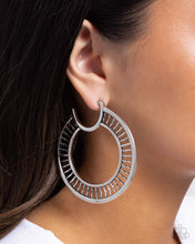 Load image into Gallery viewer, Paparazzi ♥ Set the Scene - Silver ♥ E1748