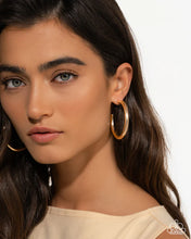 Load image into Gallery viewer, Paparazzi ♥ Sinuous Sheen - Gold ♥ Post E2195
