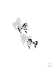 Load image into Gallery viewer, Paparazzi ♥ Stallion Selfie - Silver ♥ Post E1942