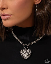 Load image into Gallery viewer, Paparazzi ♥ Striped Selfie - Black ♥ N2969