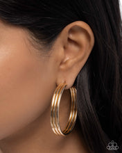 Load image into Gallery viewer, Paparazzi ♥ Traditional Trio - Gold ♥ Post E2171