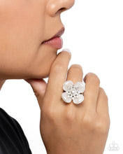 Load image into Gallery viewer, Paparazzi ♥ Unmatched Elegance - White ♥ R457