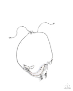 Paparazzi ♥ Whimsical Whale - Silver ♥ B1008