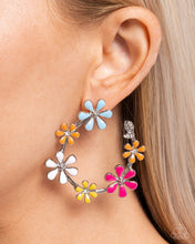 Load image into Gallery viewer, Paparazzi ♥ Wreathed Welcome - Earrings ♥ Post E1824