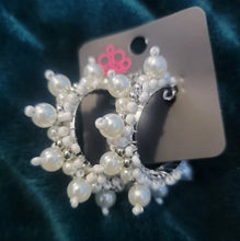 Load image into Gallery viewer, Paparazzi ♥ Elite Expense - White ♥ E2302