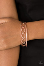 Load image into Gallery viewer, Metal Manic - Copper B290