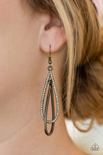 Load image into Gallery viewer, Step Into The Spotlight Necklace &amp;  Spotlight Splendor Earrings - Brass S48