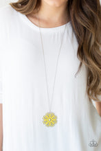 Load image into Gallery viewer, Spin Your PINWHEELS - Yellow N1156