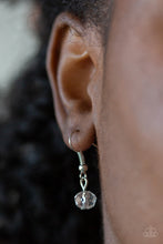 Load image into Gallery viewer, Downstage Dazzle Necklace &amp; Dazing Dazzle - White Set S76