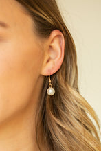 Load image into Gallery viewer, Grandiose Glimmer - Gold N993