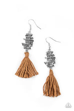 Load image into Gallery viewer, Tiki Tassel - Brown E453