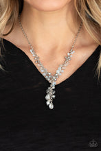Load image into Gallery viewer, Iridescent Illumination - Silver N1180