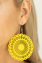 Load image into Gallery viewer, Paparazzi ♥ Island Sun - Yellow ♥ E768