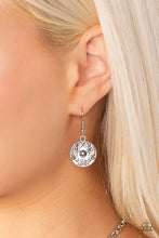 Load image into Gallery viewer, Paparazzi ♥ Poppy Persuasion - Purple ♥ N1412