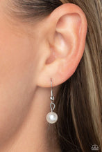 Load image into Gallery viewer, Paparazzi ♥ Upper Class - White ♥ N1417
