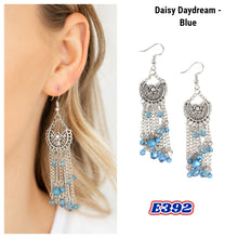 Load image into Gallery viewer, Daisy Daydream - Blue E392