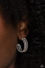Load image into Gallery viewer, Dotted Darling - Silver E750