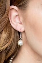 Load image into Gallery viewer, Hollywood HAUTE Spot - White N931