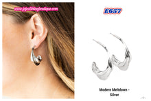 Load image into Gallery viewer, Modern Meltdown - Silver E657