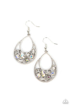 Load image into Gallery viewer, Regal Recreation - White E748