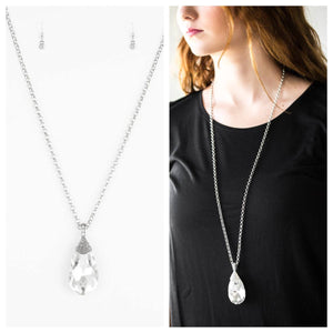 Spellbinding Sparkle - White N17